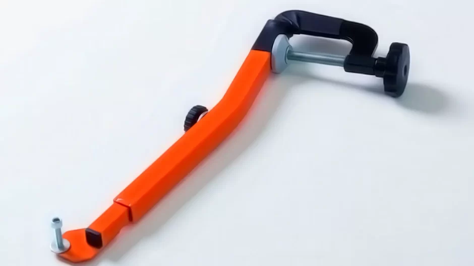 Держатель датчика эхолота