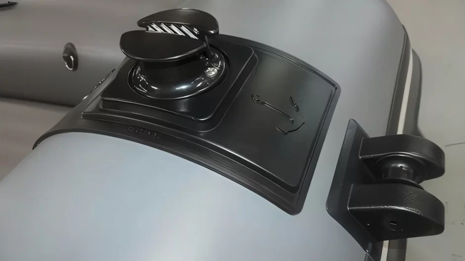 Носовой якорный ролик